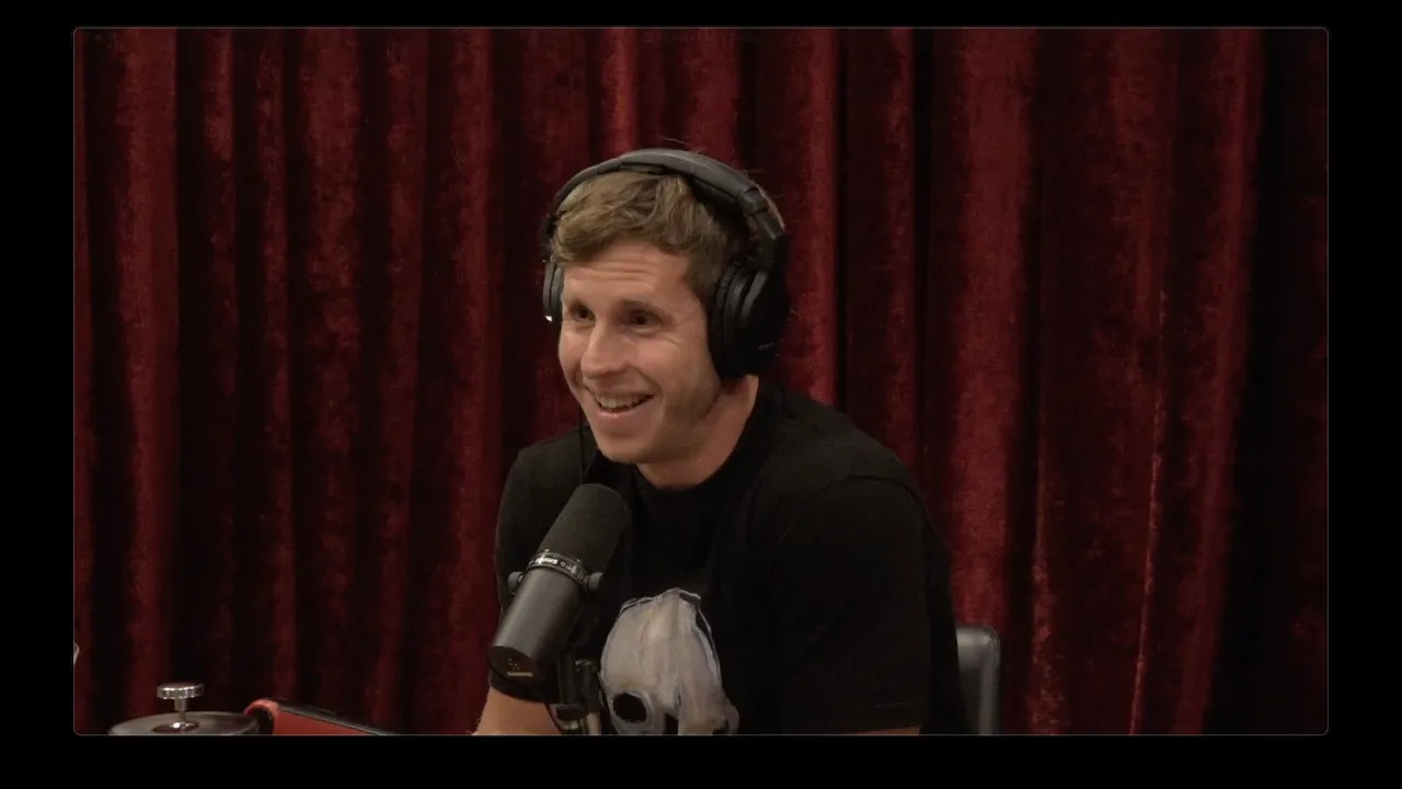 Joe Rogan Experience #2349 - Danny Jones