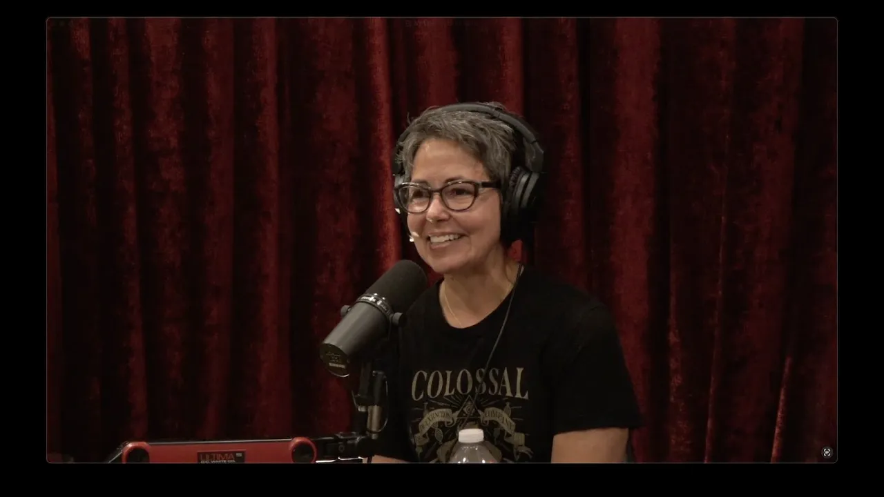 Joe Rogan Experience #2338 - Beth Shapiro