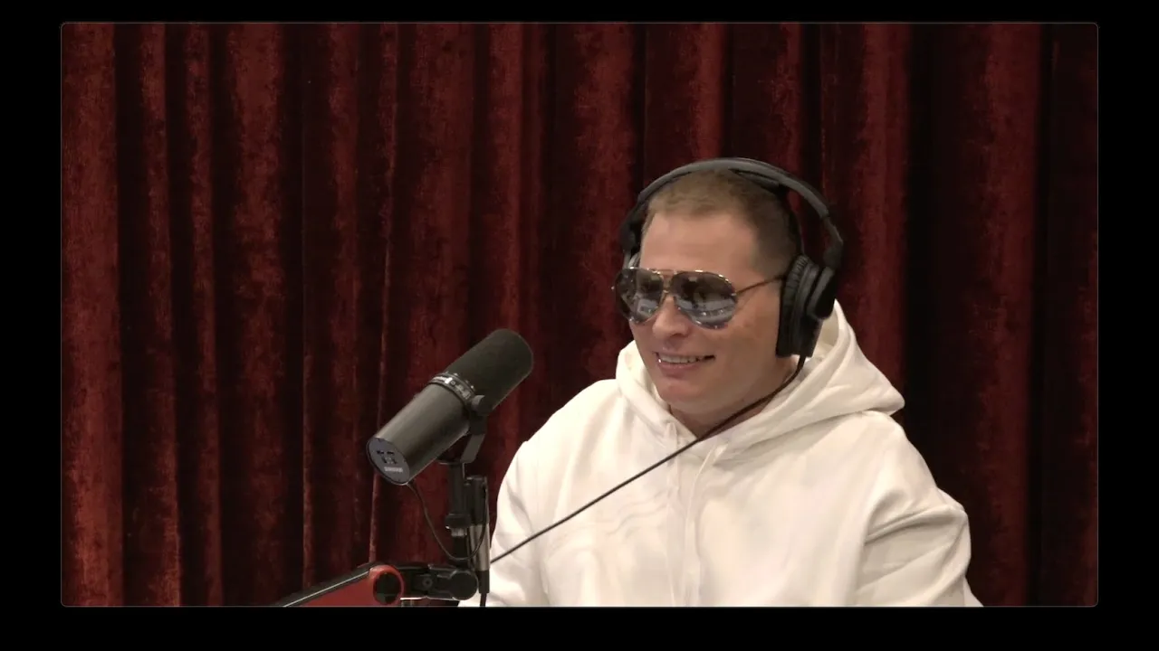 Joe Rogan Experience #2233 - Scott Storch